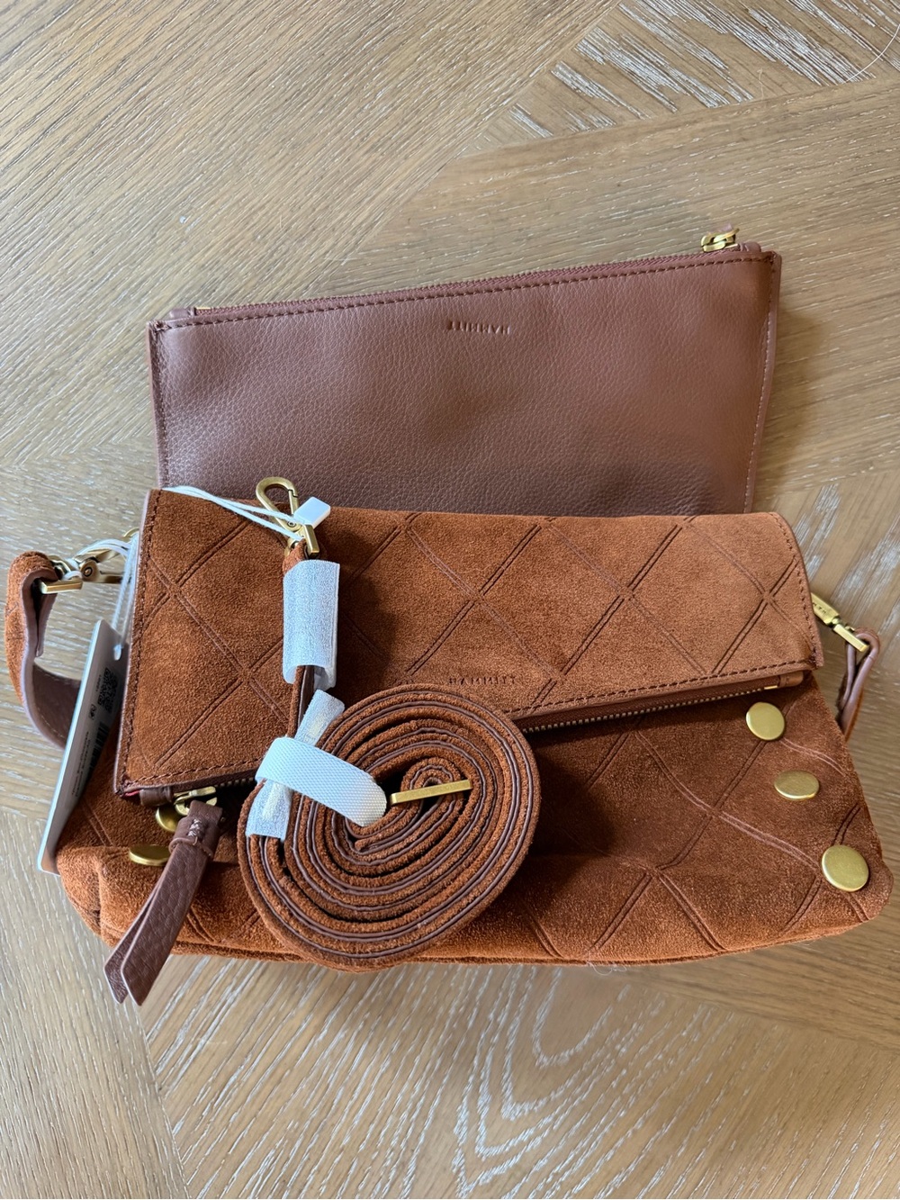 Hammitt Dillon Small crossbody bag in chocolate diamond suede NWT - Picture 5 of 5